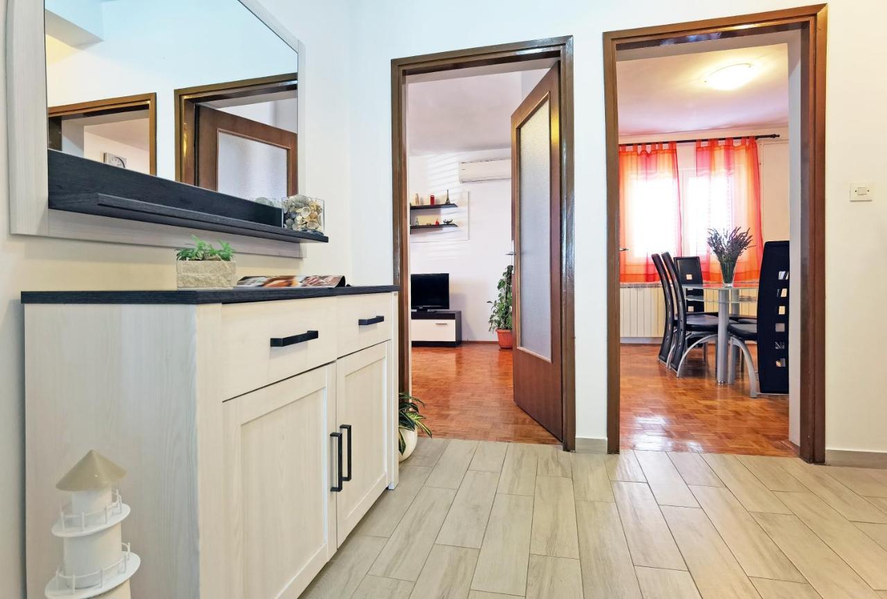 Apartman Danijela Vodice Exterior foto