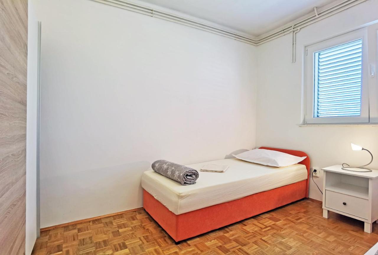 Apartman Danijela Vodice Exterior foto